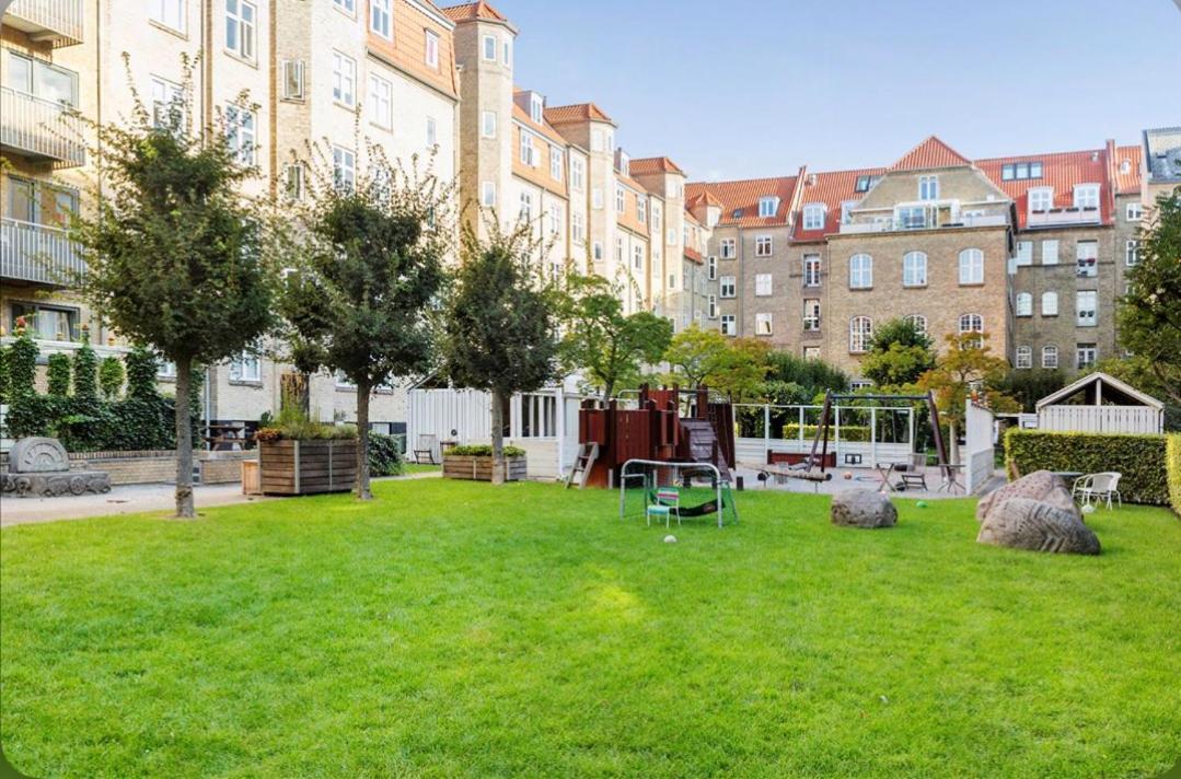 Frederiksberg Copenhaga Exterior foto